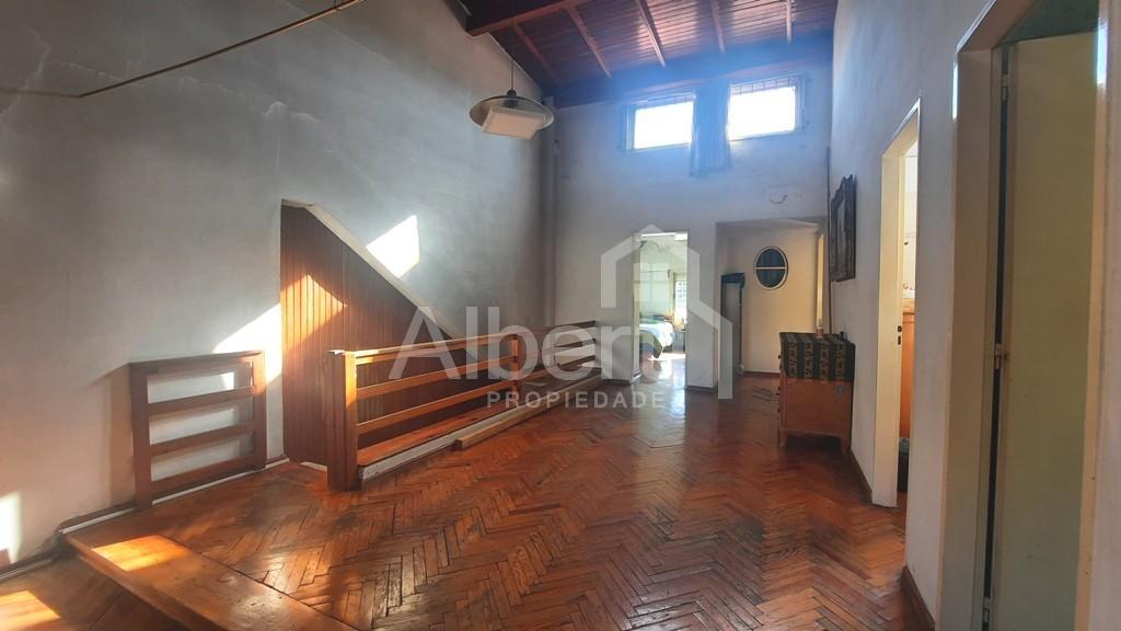 VENTA - CASA CON FONDO LIBRE - HAEDO