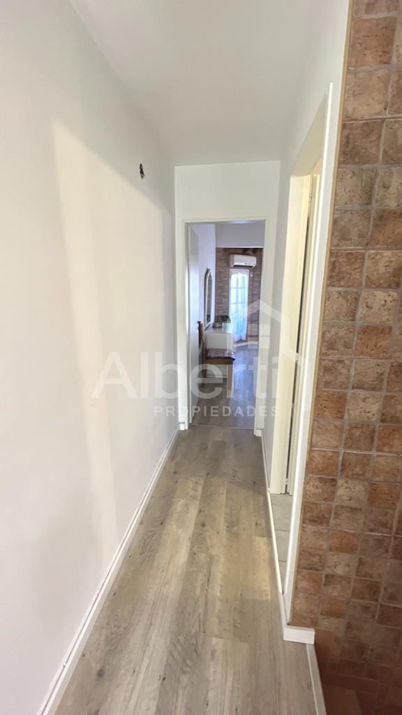 Foto de VENTA - TRIPLEX, HAEDO, 4 AMBIENTES, PARQUE, QUINCHO., imagen 5