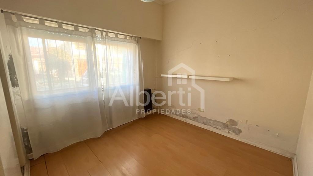 VENTA ENCANTADOR P.H 4 AMBIENTES EN HAEDO.