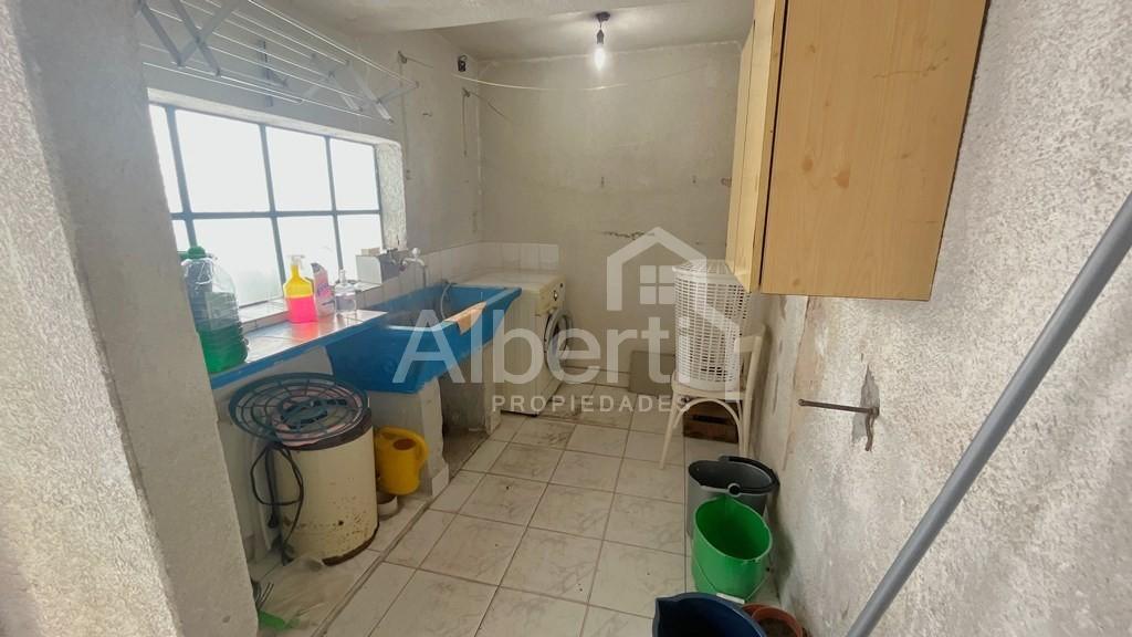 VENTA CASA 4 AMBIENTES EN EL PALOMAR.