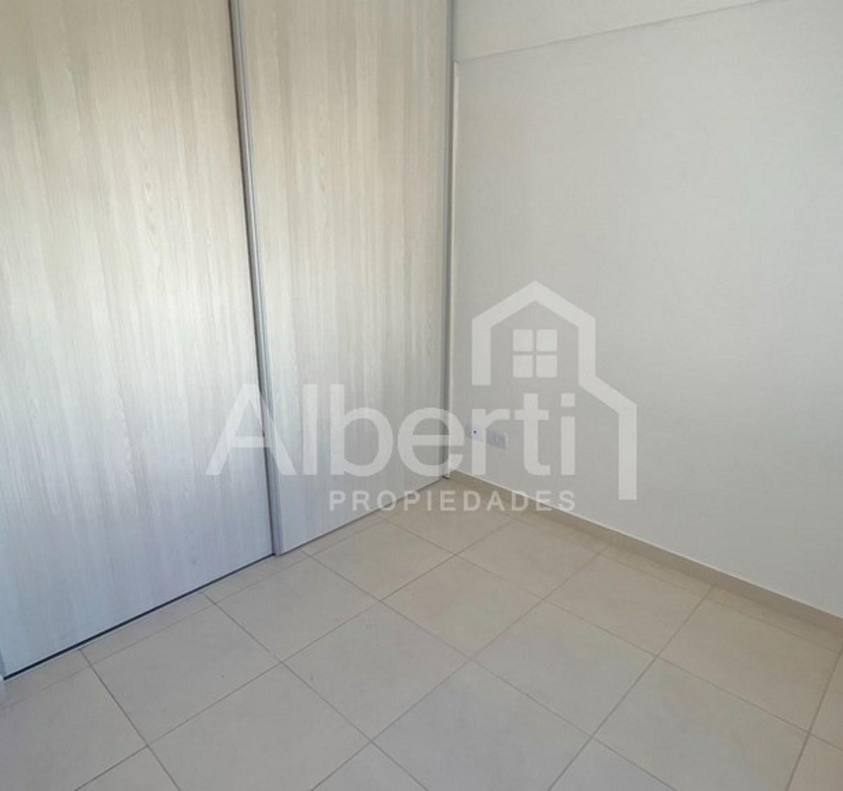 Foto de VENTA DEPARTAMENTO 2 AMBIENTES CON COCHERA EN HAEDO., imagen 3
