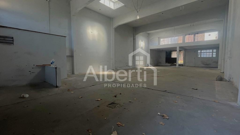 Venta Galpón / Deposito en Móron. 5