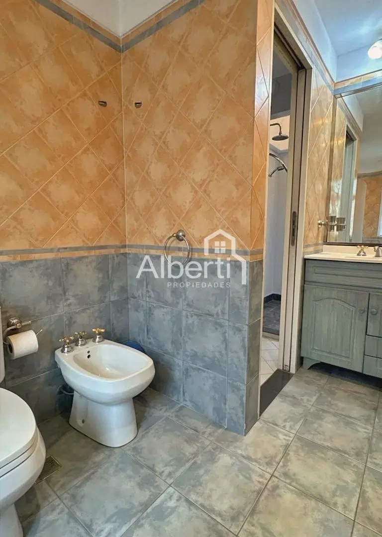 ALQUILER P.H 3 AMBIENTES CON TERRAZA EN HAEDO NORTE. 4