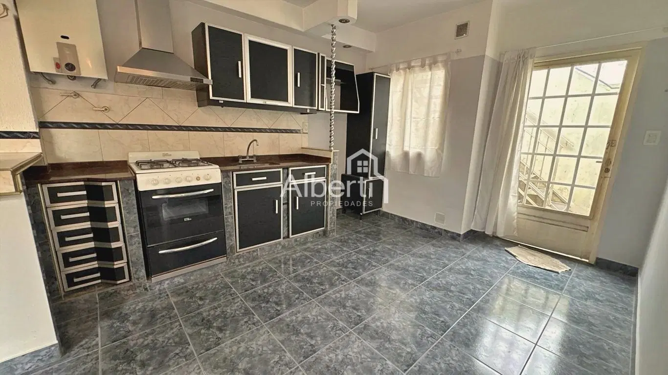 ALQUILER P.H 3 AMBIENTES CON TERRAZA EN HAEDO NORTE. 5