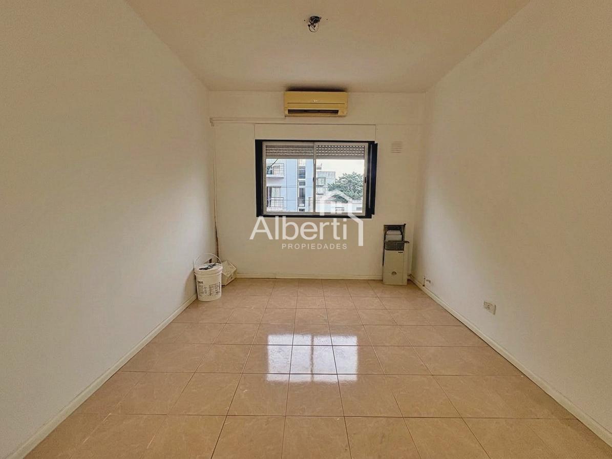 Foto de ALQUILER DEPARTAMENTO 2 AMBIENTES EN HAEDO NORTE., imagen 4