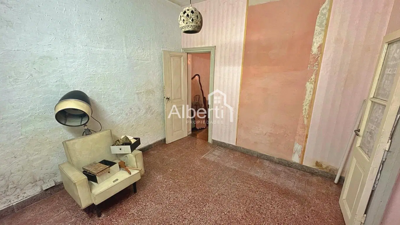 ALQUILER P.H. 4 AMBIENTES CON PATIO EN HAEDO NORTE. 1