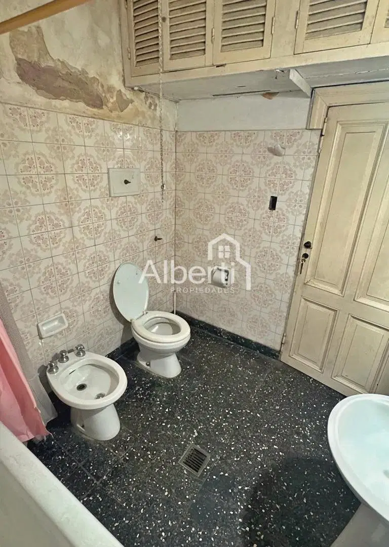 ALQUILER P.H. 4 AMBIENTES CON PATIO EN HAEDO NORTE. 3