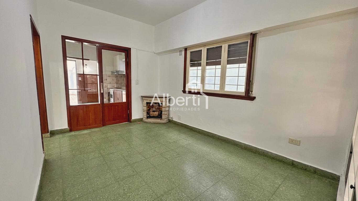 Foto de ALQUILER AMPLIA CASA 3 AMBIENTES EN EL PALOMAR., imagen 1