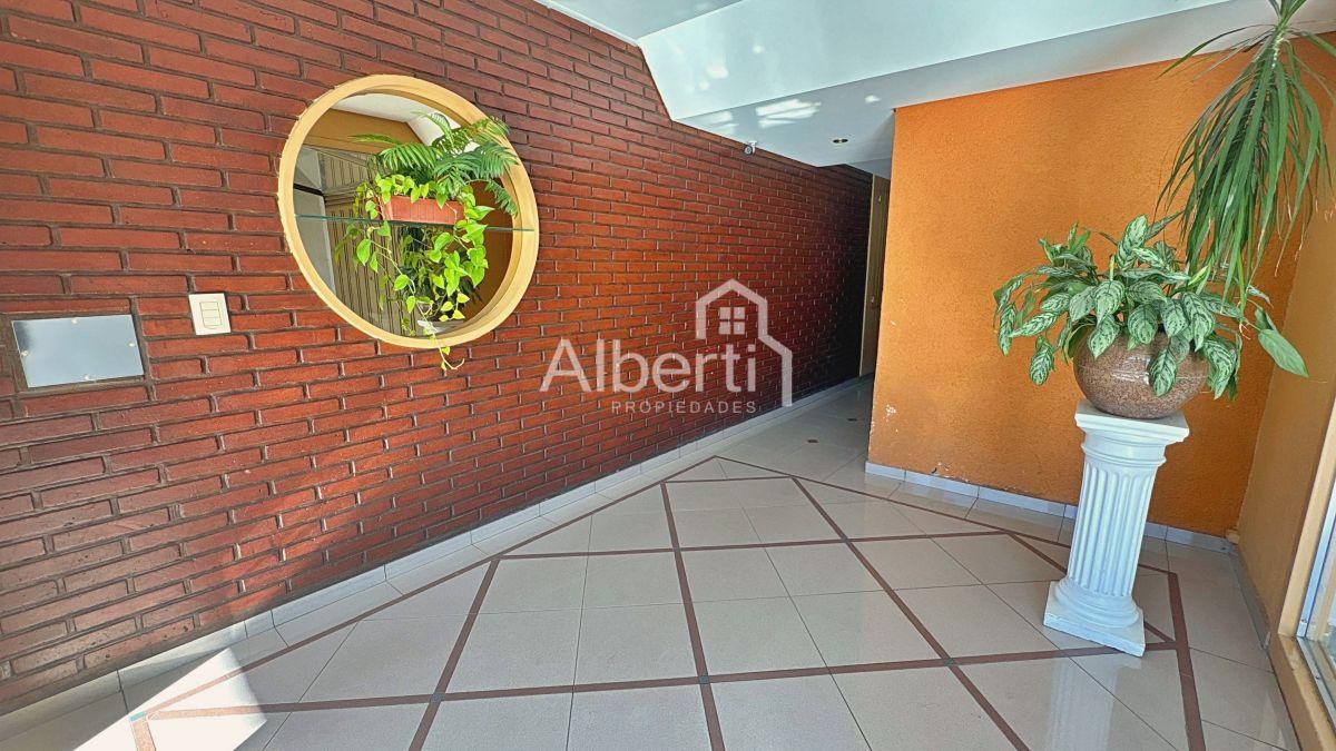 Foto de ALQUILER DEPARTAMENTO 2 AMBIENTES EN RAMOS MEJÍA CON TERRAZA., imagen 1