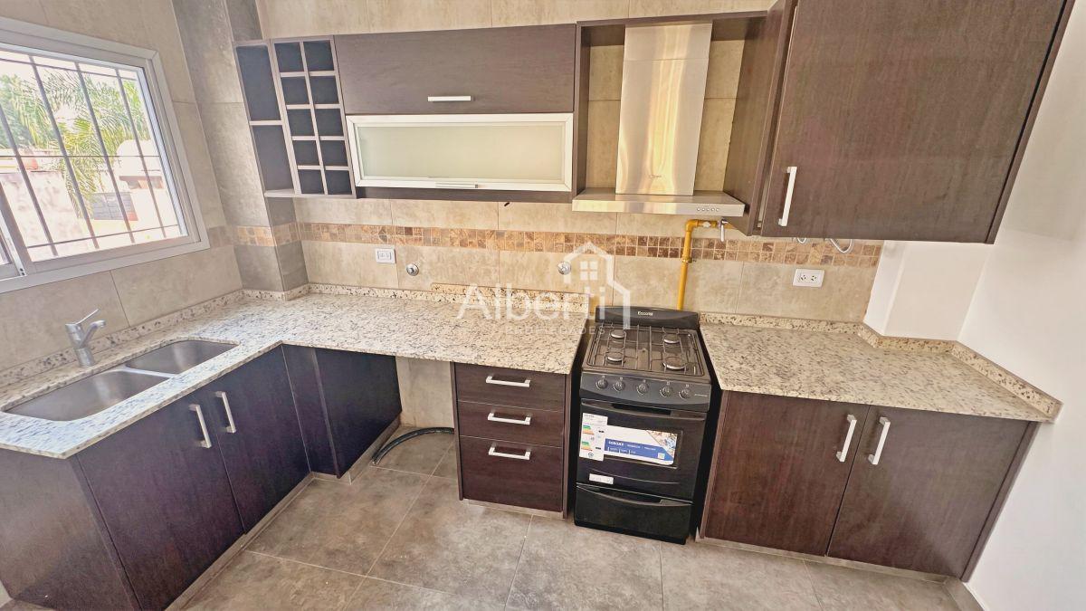 Foto de ALQUILER DEPARTAMENTO 2 AMBIENTES CON COCHERA EN HAEDO SUR., imagen 4