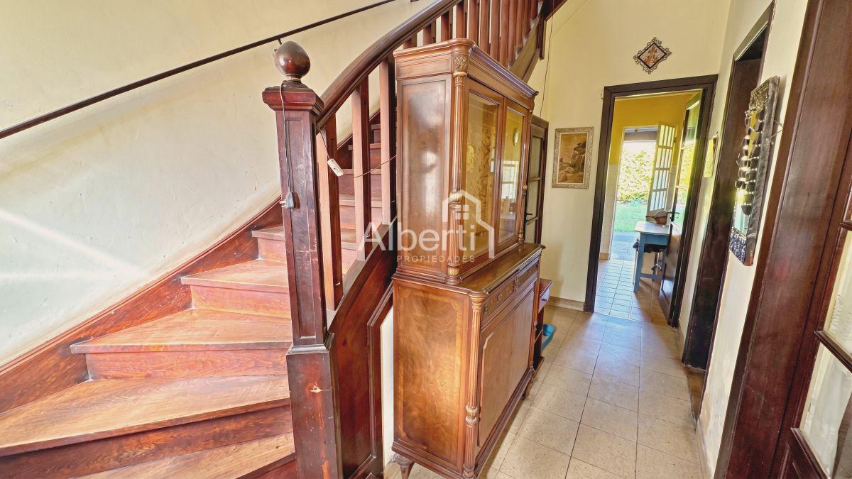 Foto de VENTA PROPIEDAD 4 AMBIENTES EN HAEDO CHICO CON PARQUE., imagen 3