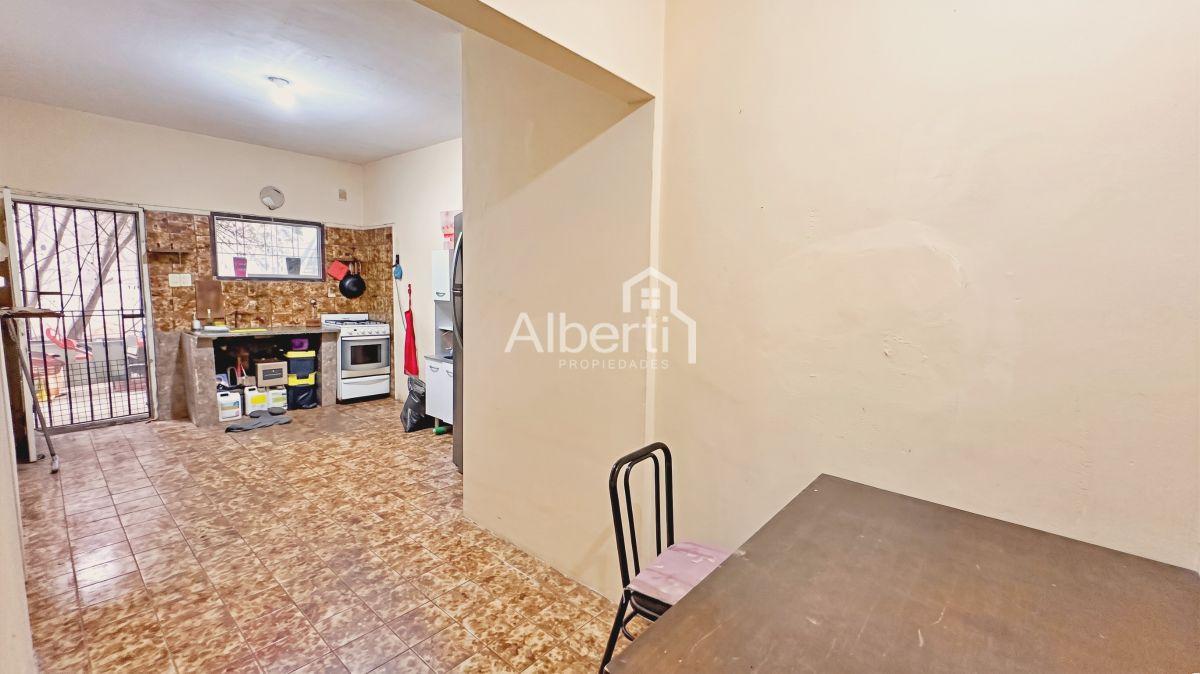 Foto de VENTA CASA P.H. 4 AMBIENTES EN EL PALOMAR CON PATIO., imagen 2
