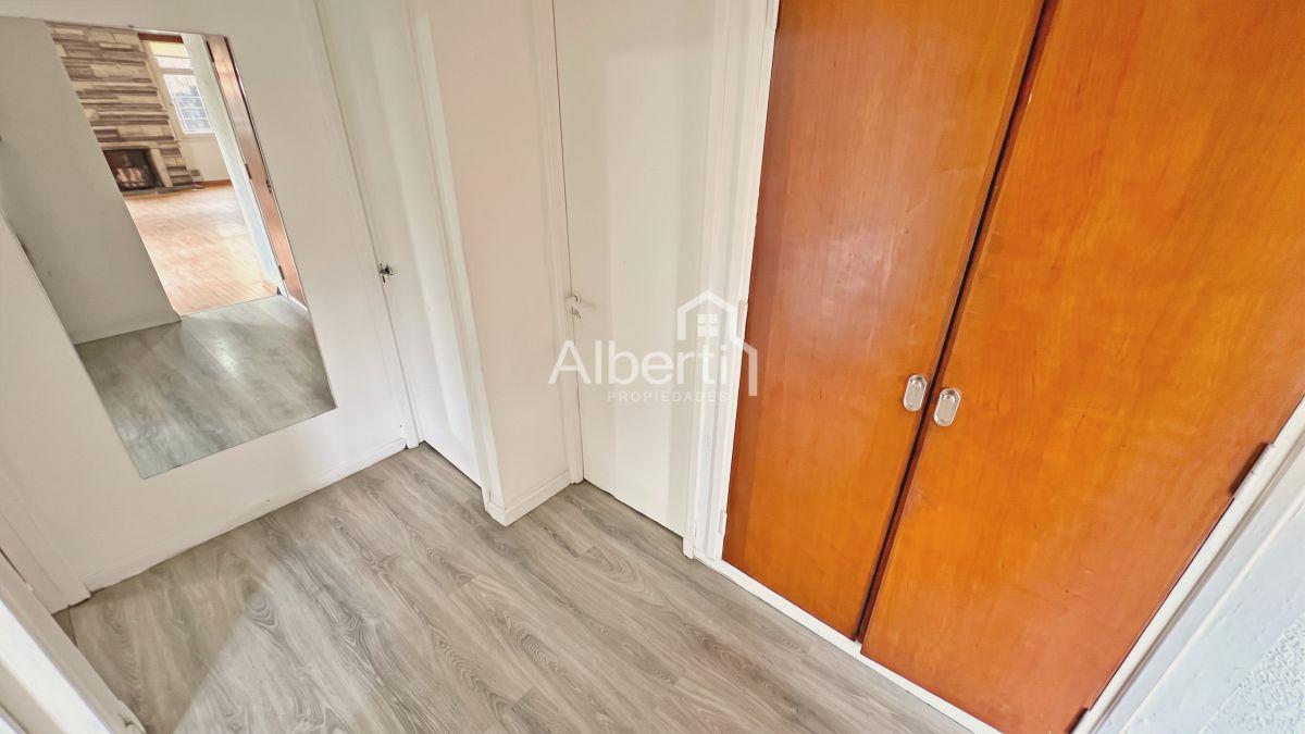 Foto de ALQUILER CASA 3 AMBIENTES CON PARQUE EN HAEDO NORTE – BARRIO GÜEMES., imagen 4