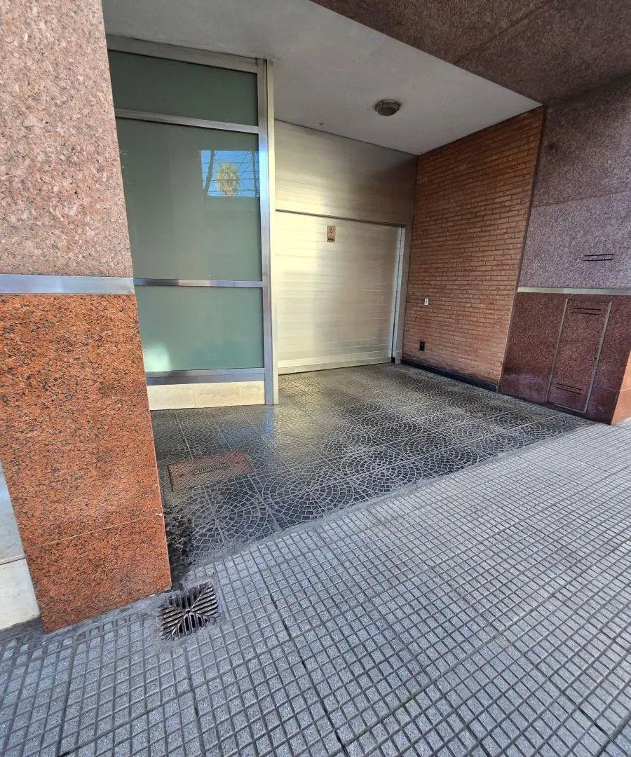 3AMB VALLE 500 SUITE VESTIDOR 2°BAÑO COMPLETO COC. AMPLIA LAVADERO INDEP CALDERA COCHERA CUBIERTA 3
