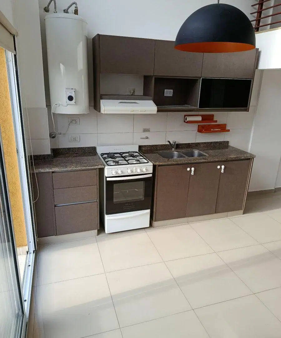 Lascano 5100 Duplex 2 amb al fte con 2 balcones baño y toilette 2