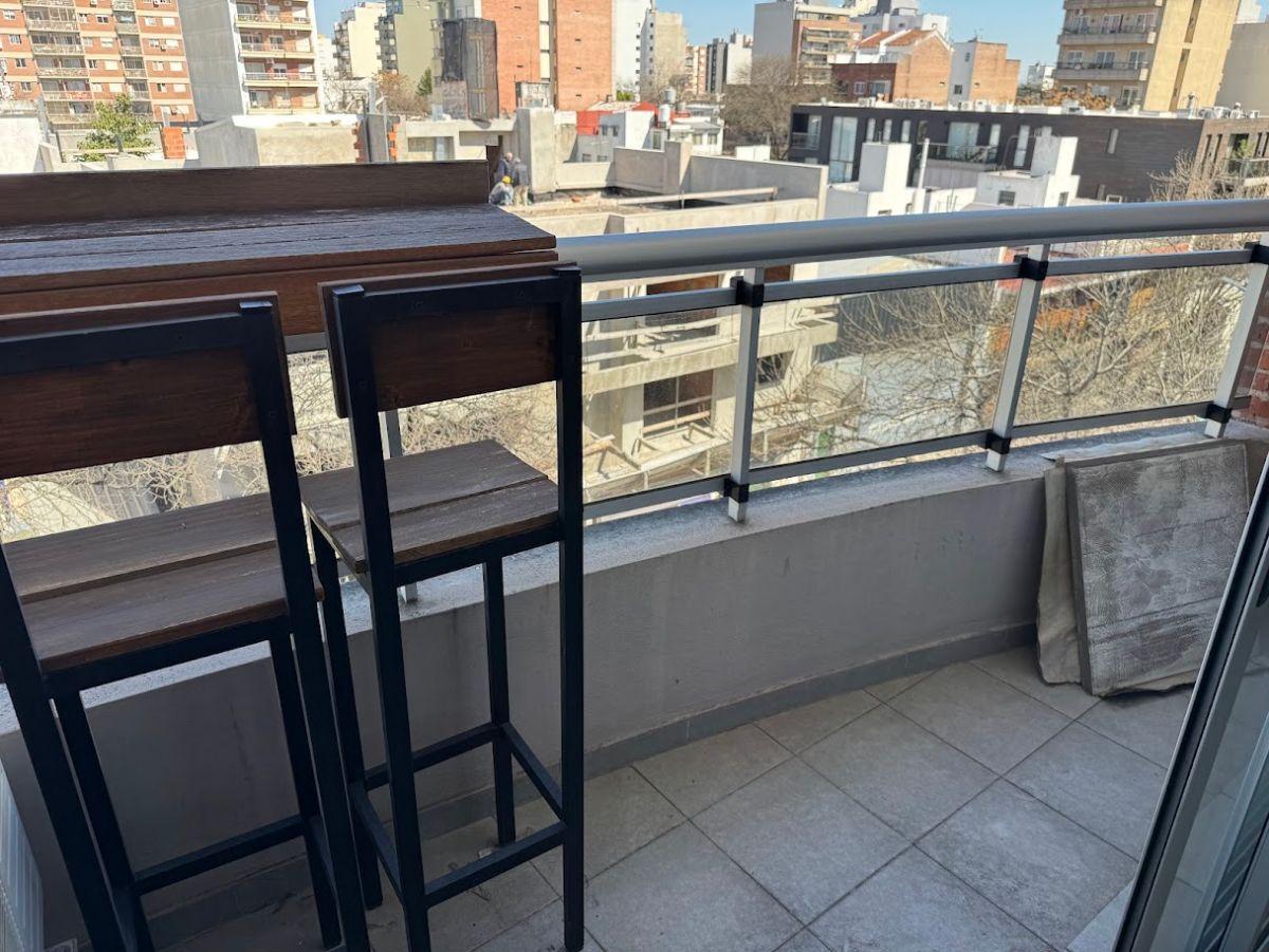 Foto de Departamento Semipiso en alquiler 2 amb con balcón y toilette, imagen 5