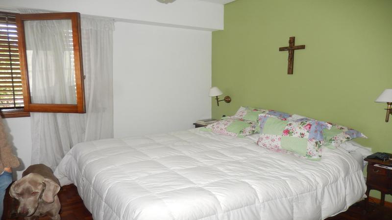 Casa en Venta, 5 Ambientes, Quilmes Centro, Garage, Amplio Patio, Quincho, Pileta 1