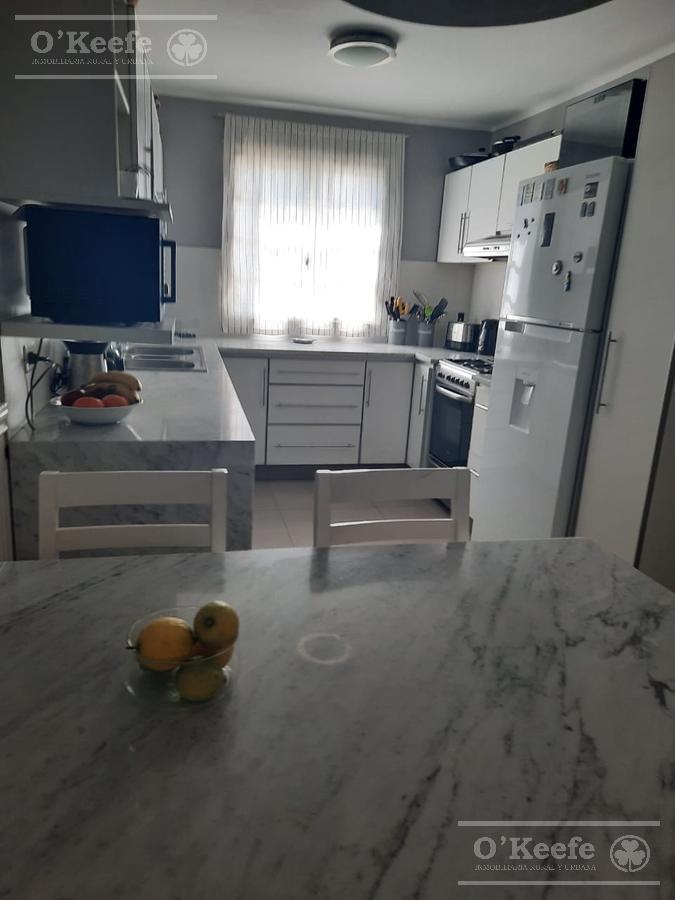Casa - Quilmes 4 Amb Excelente Estado en Residencial Exclusivo 3