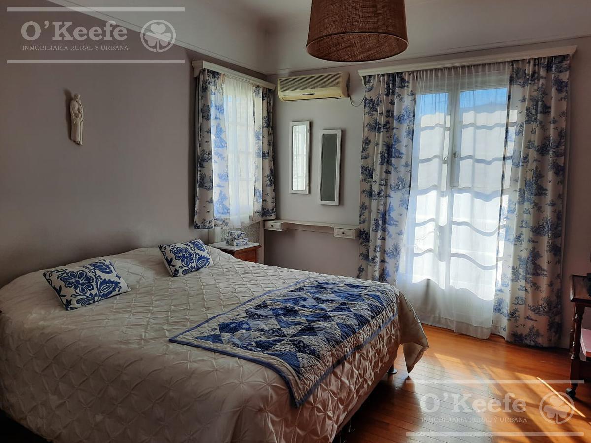 Casa - Quilmes 4 Amb Excelente Estado en Residencial Exclusivo 2