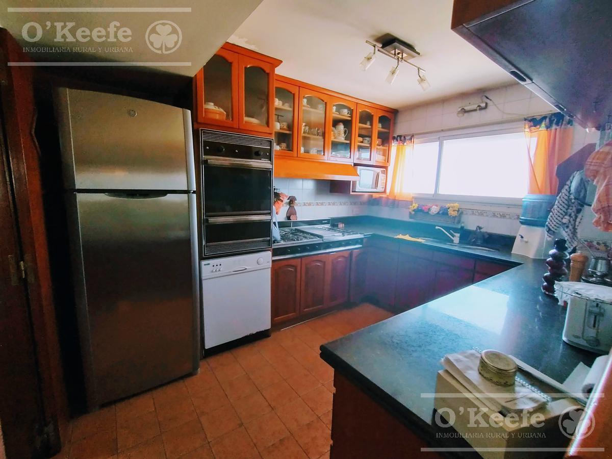 Departamento 4 Ambientes con Cochera y Baulera en Venta en Quilmes Centro - Apto Crédito 4