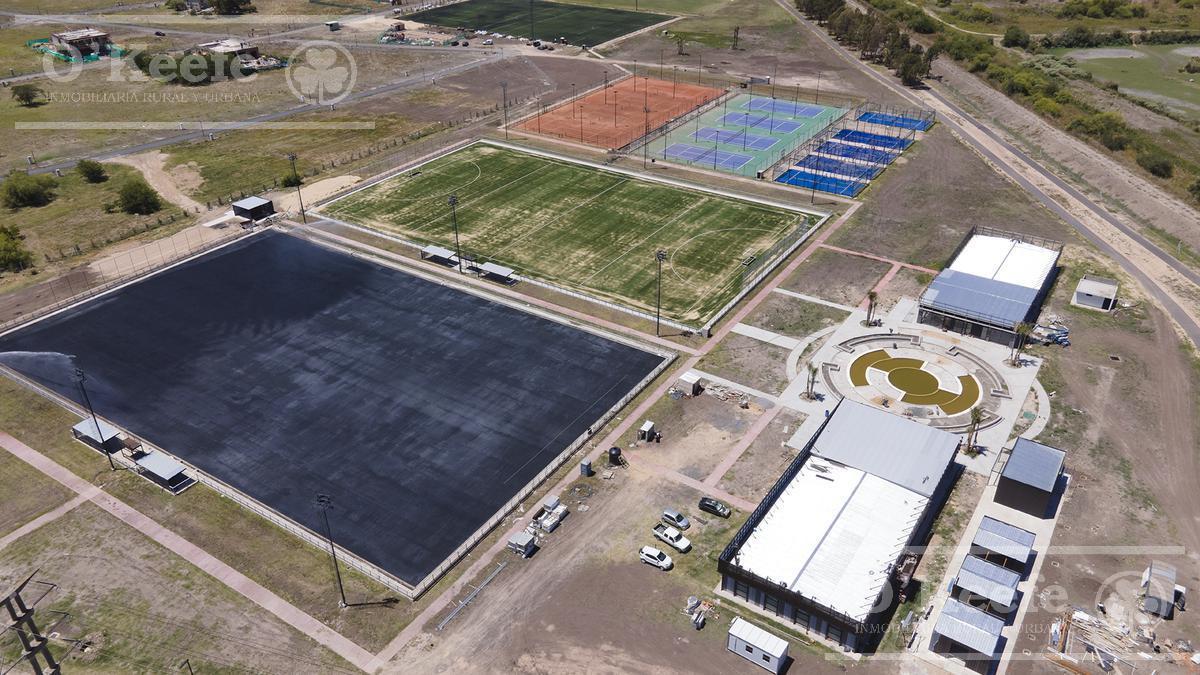 Lote en venta en los canales de Puerto Nizuc