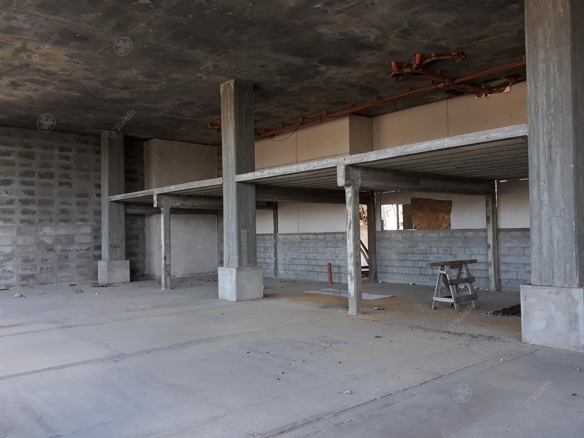 Venta y Alquiler Local Comercial 100 m² Entre Piso - Frente a La Autopista Bs - La Plata! 3