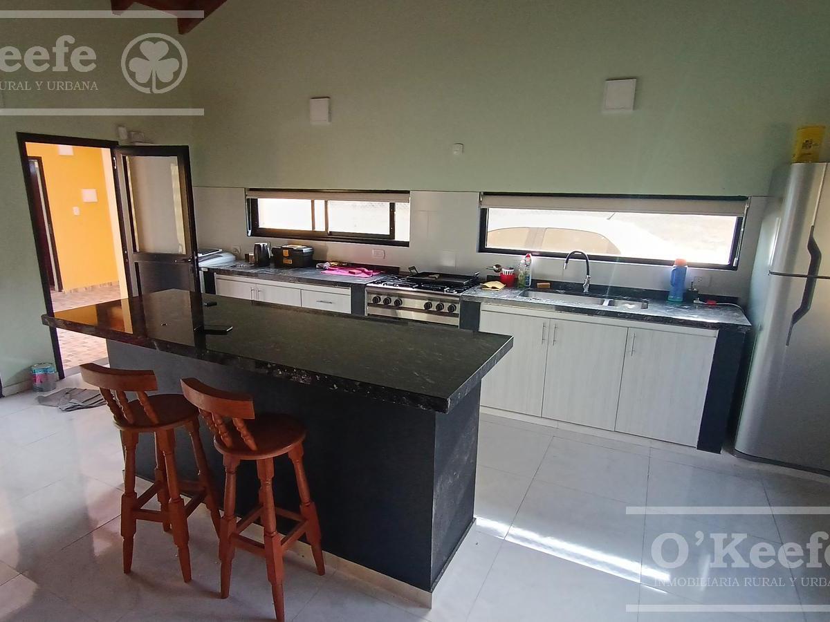 Foto de Casa en venta en barrio Las Calandrias n1405. Lote 5 MZA 15B Escritura, imagen 2