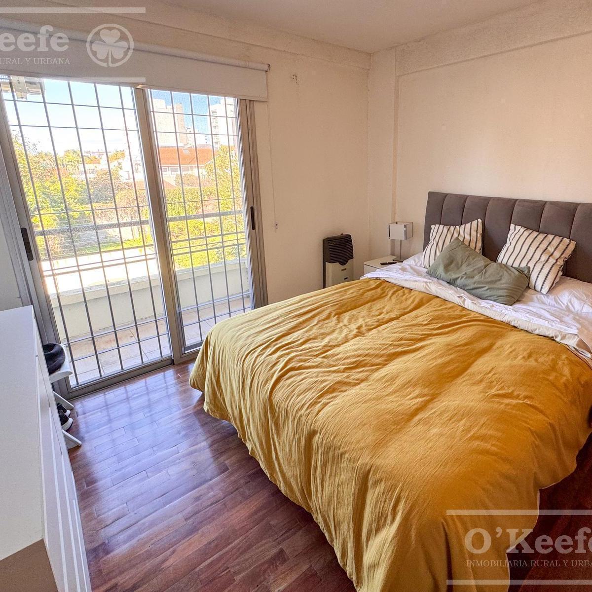 Departamento en Venta de 2 Ambientes en Bernal Centro 2