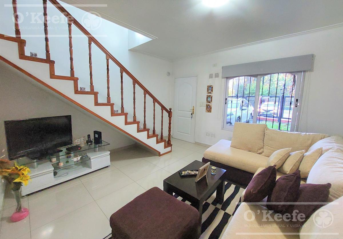 Casa en Venta Ranelagh 4 Dorm. con Pileta 2
