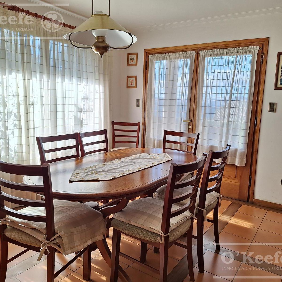 Foto de Casa 5 ambientes en Barrio Belgrano , calle campichuelo al 500 Apta, imagen 2