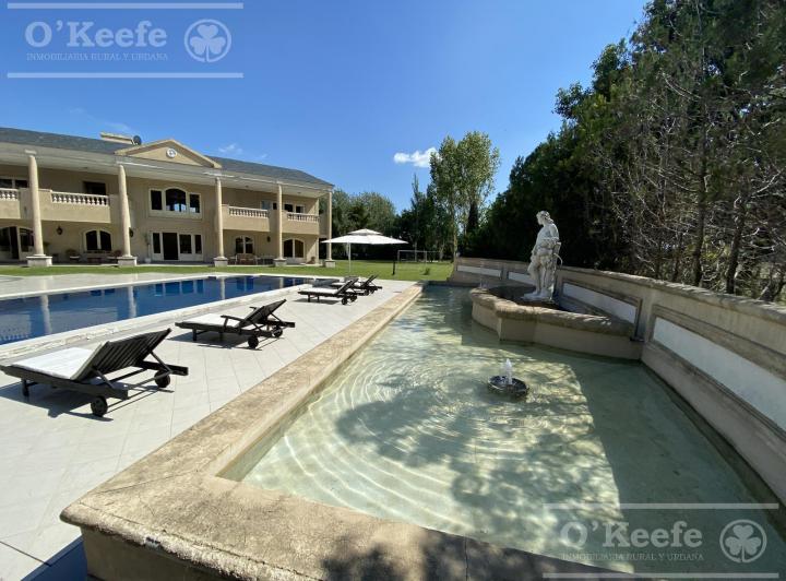Venta- Lujos Casa  en Haras del Sur de 1100 m2 sobre 8000m2 de lote - Renta 4