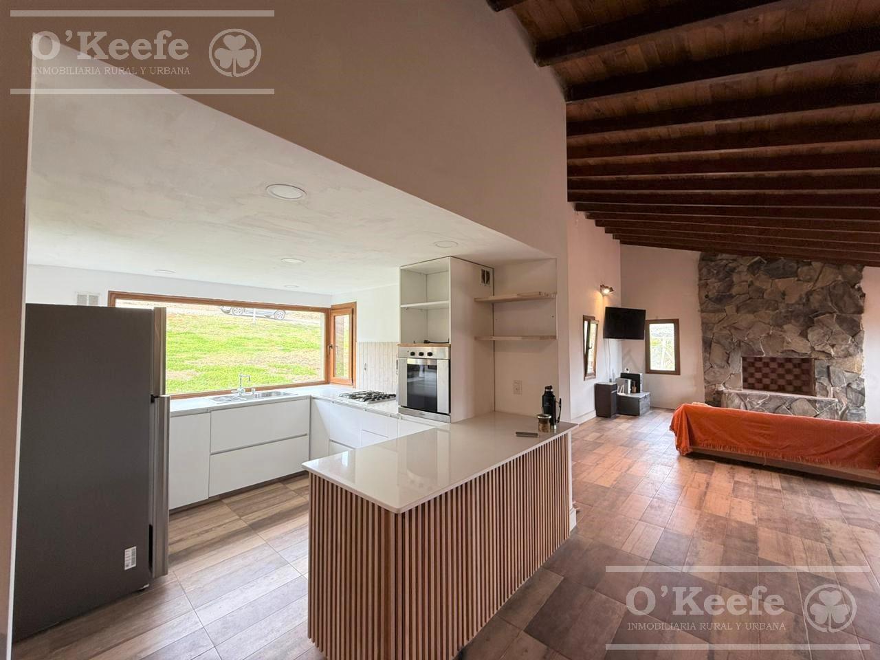 Foto de Casa de 3 ambientes en venta en Barrancas de Dina Huapi, imagen 2