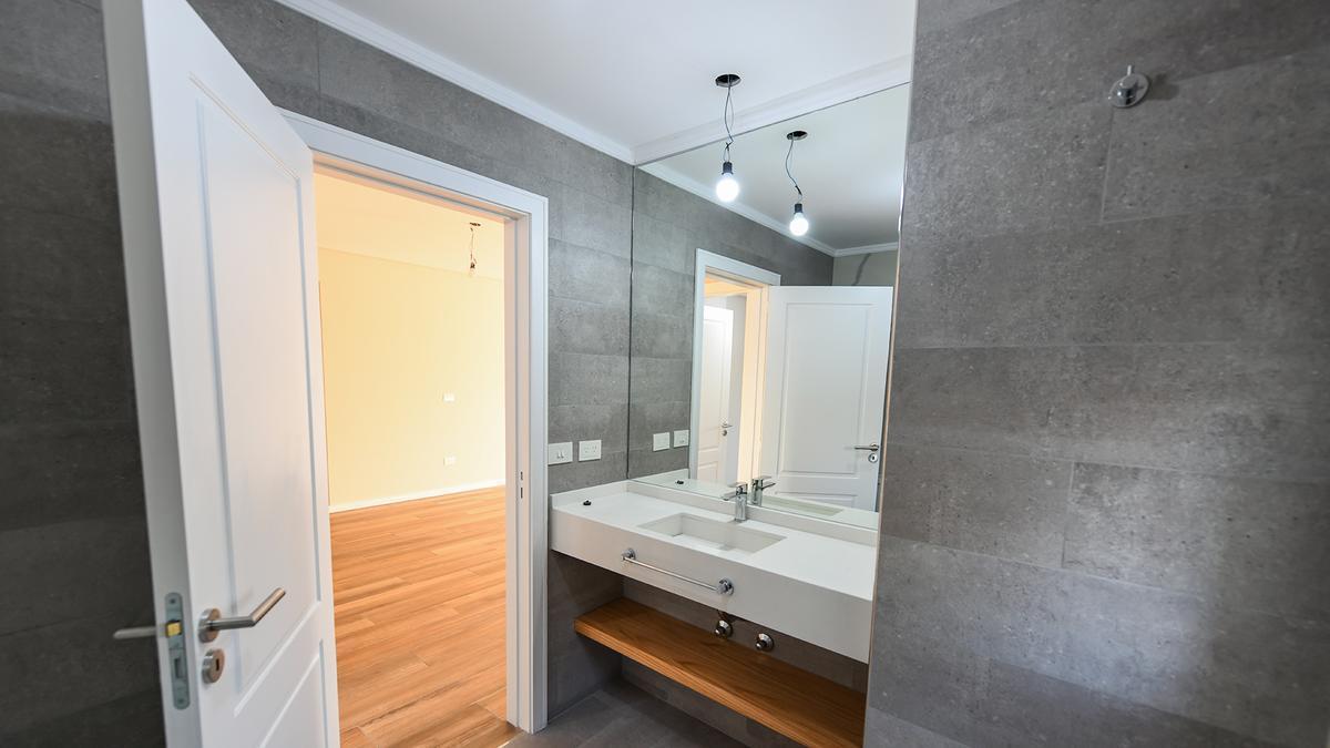 Foto de Departamento 3 Ambientes en venta en Bernal - Klover Plaza - Seguridad, imagen 4