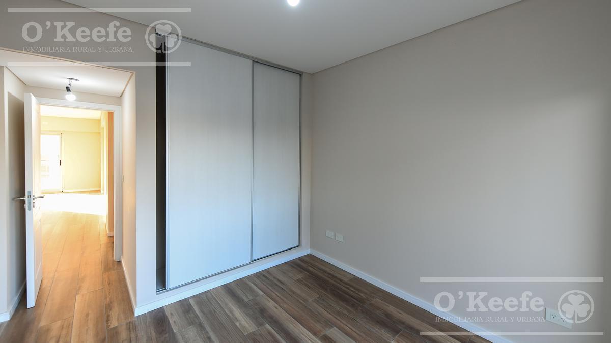 Foto de Departamento 3 Ambientes en venta en Bernal - Klover Plaza - Seguridad, imagen 1