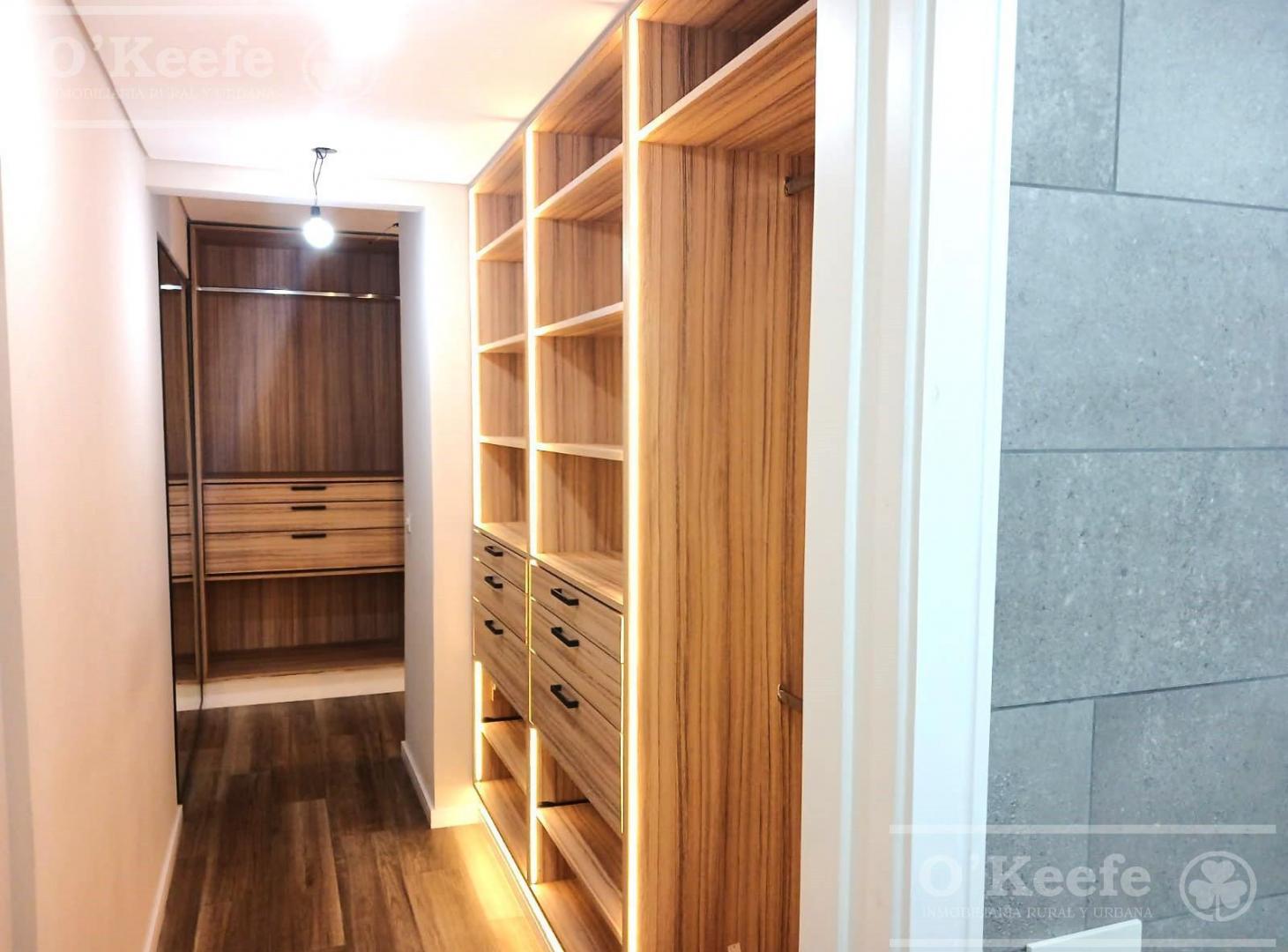 Departamento de 5 ambientes en venta en Quilmes, Klover Plaza.