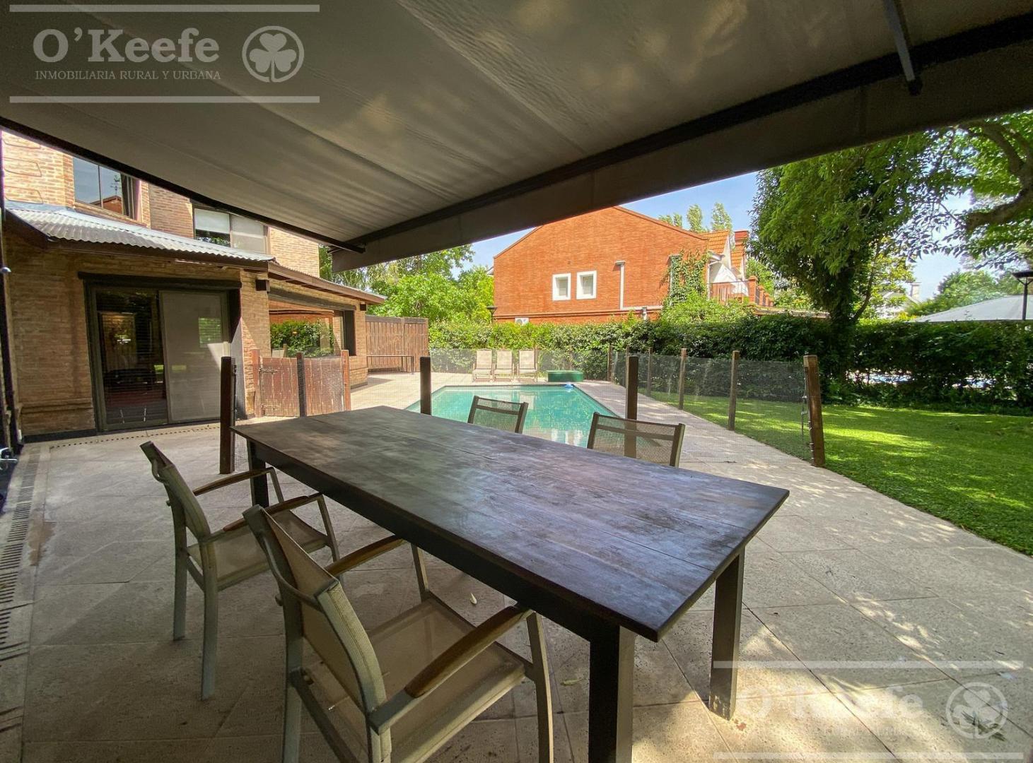 Foto de Casa en venta en Abril Country Club Hudson Berazategui de 6 ambientes, imagen 4