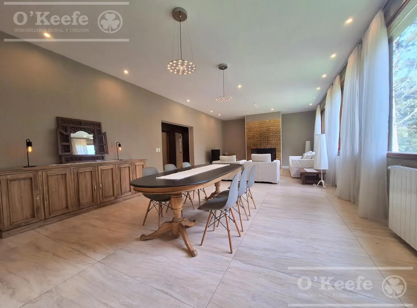 Casa de 5 ambientes en venta en Arelauquen Golf 5