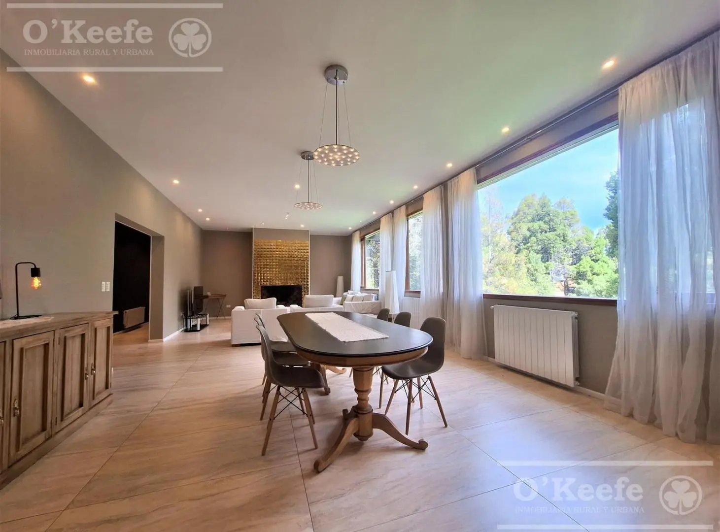Casa de 5 ambientes en venta en Arelauquen Golf 3