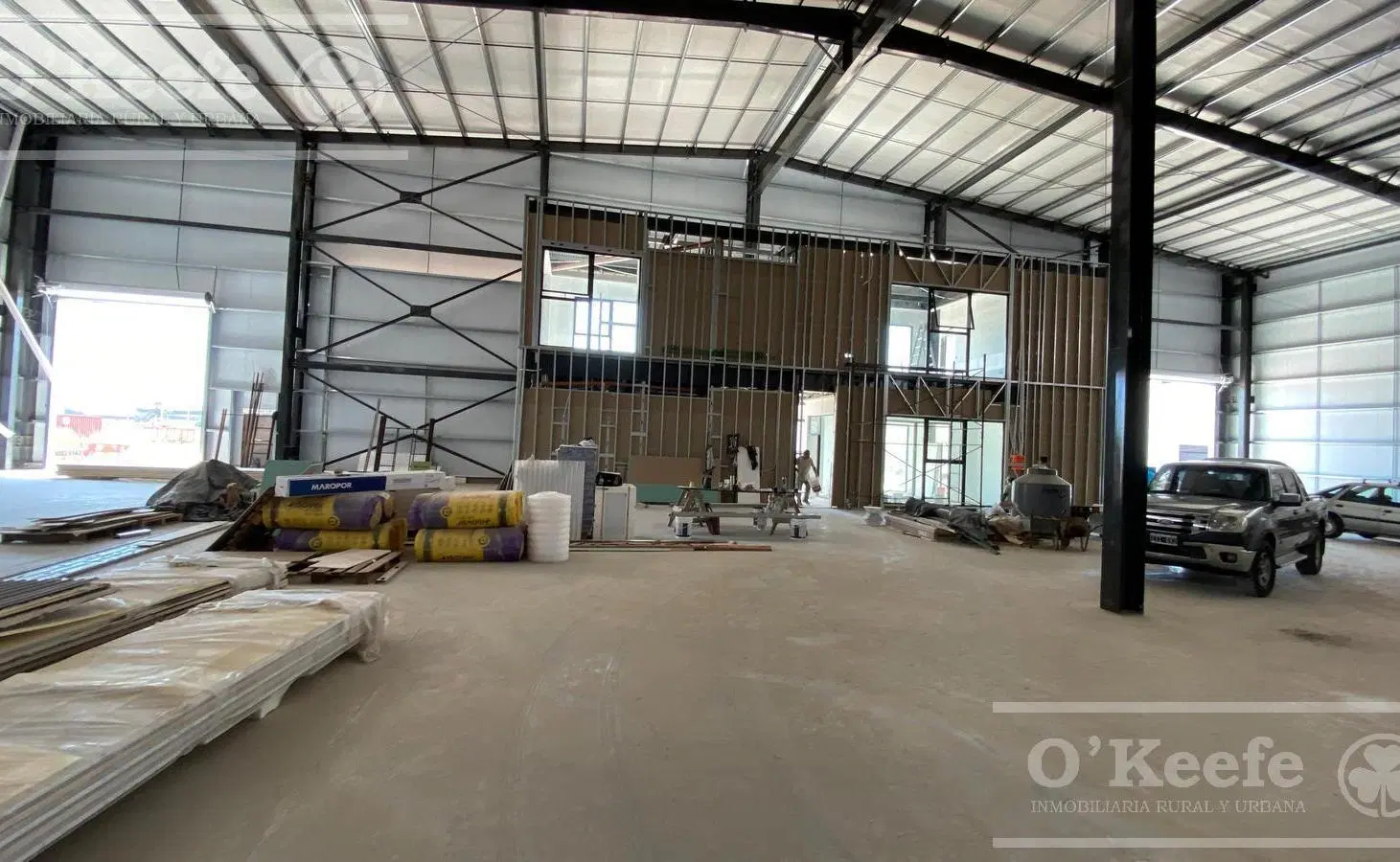 Galpón en alquiler 2.300 M2 - Pitec 3