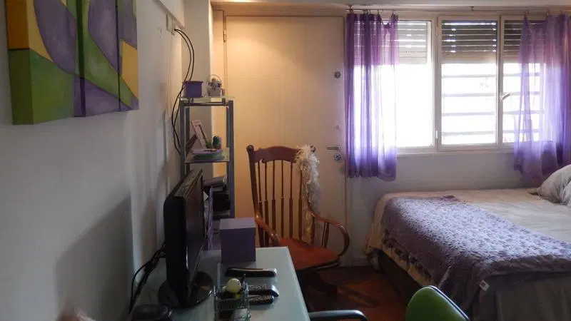 "CASA MINIMALISTA" 5 amb en EXCLUSIVO BARRIO RESIDENCIAL DE BARRIO PARQUE BERNAL!! 8