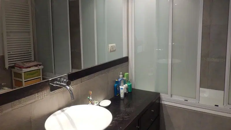 "CASA MINIMALISTA" 5 amb en EXCLUSIVO BARRIO RESIDENCIAL DE BARRIO PARQUE BERNAL!! 3