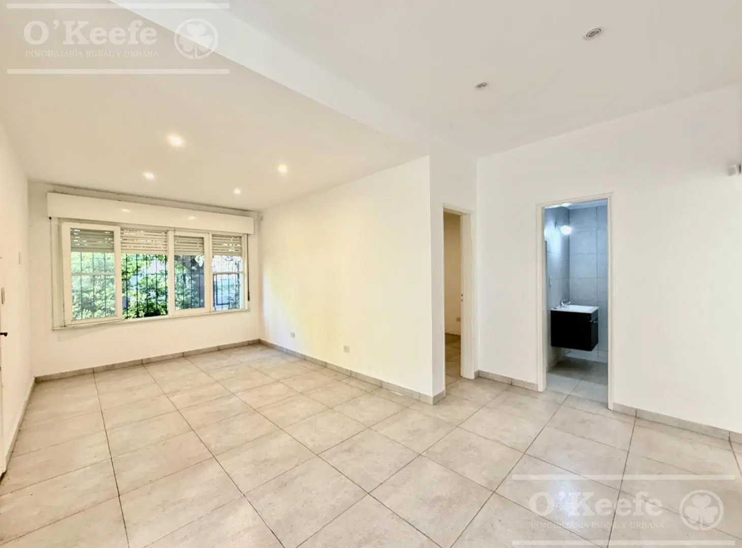 Casa 4 ambientes en venta. Quilmes. Reciclada 3