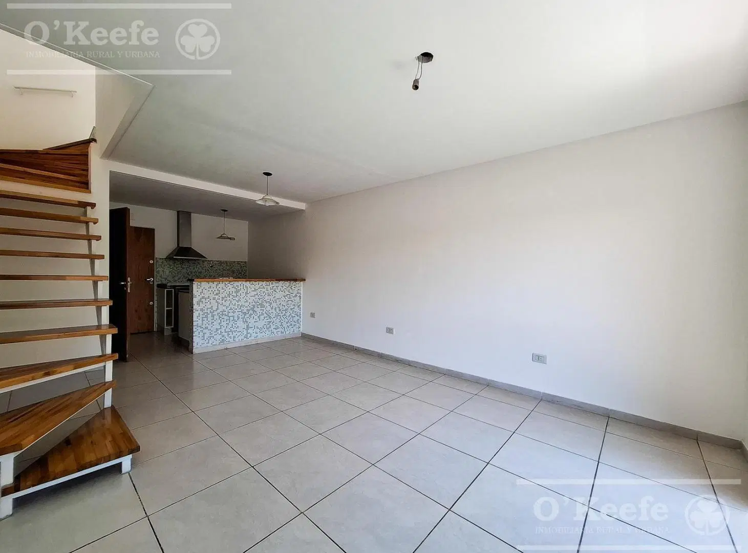 Departamento duplex en venta y alquiler 2 amb Altos de Hudson 2, Hudson, Berazategui. Apto crédito 2