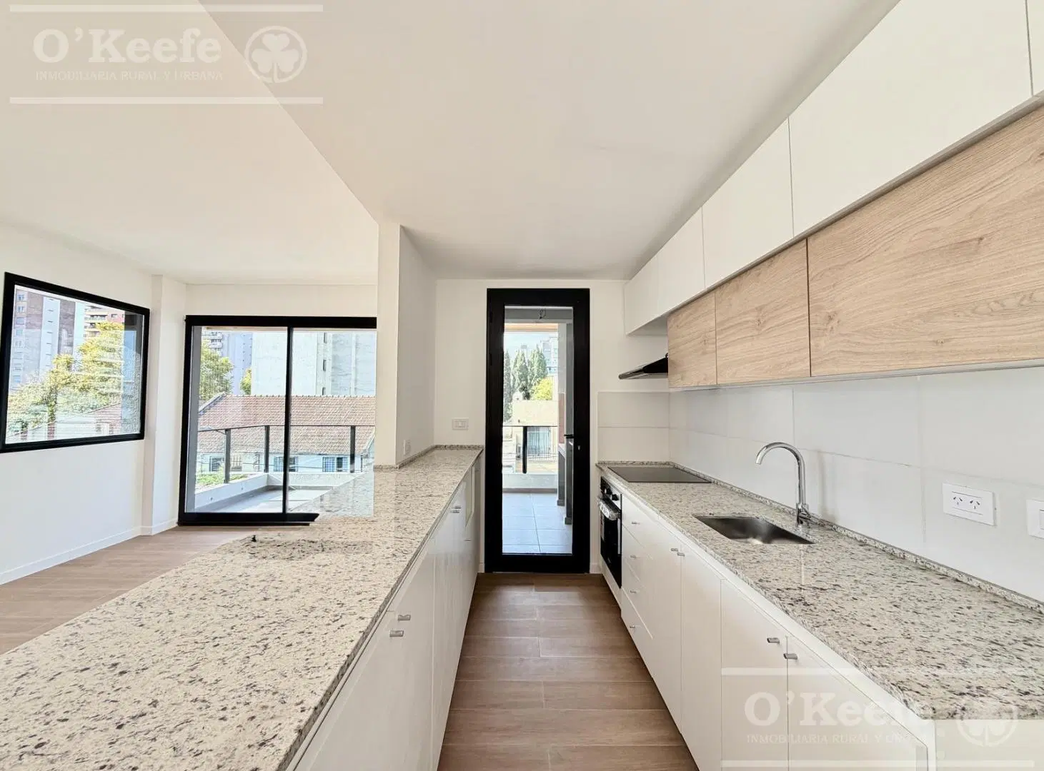 Departamento en venta, 3 ambientes con cochera a estrenar en Quilmes. Excelente ubicación y accesos. 5