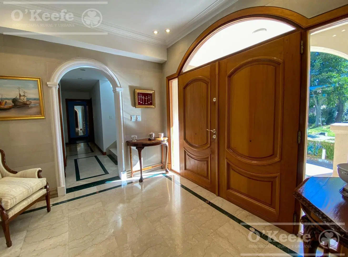 Casa en venta de 8  ambientes con fondo a golf en Abril Club de Campo, Guillermo Hudson 2