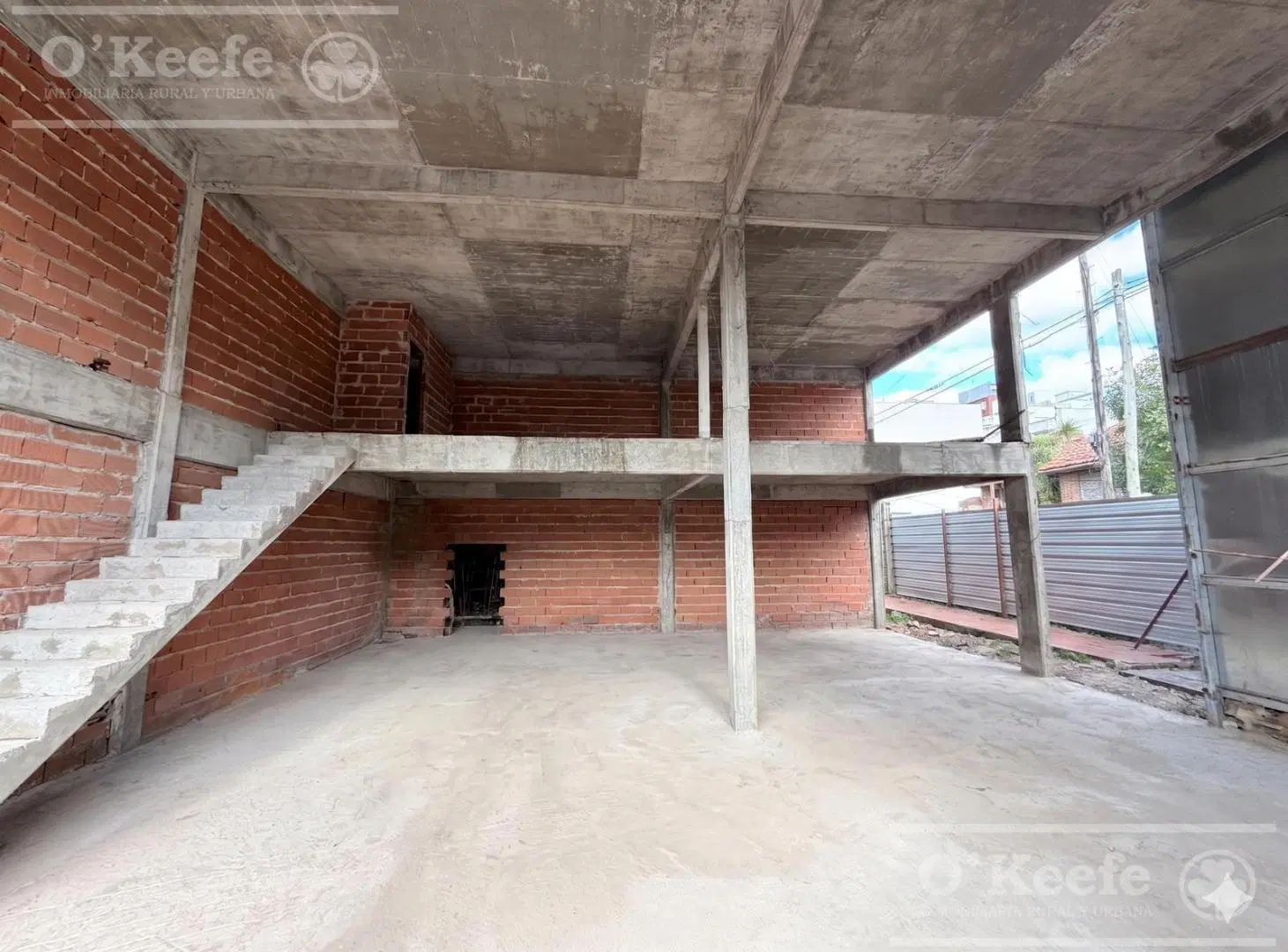 Local sobre esquina en venta, ideal inversor - Terrazas de Quilmes 4
