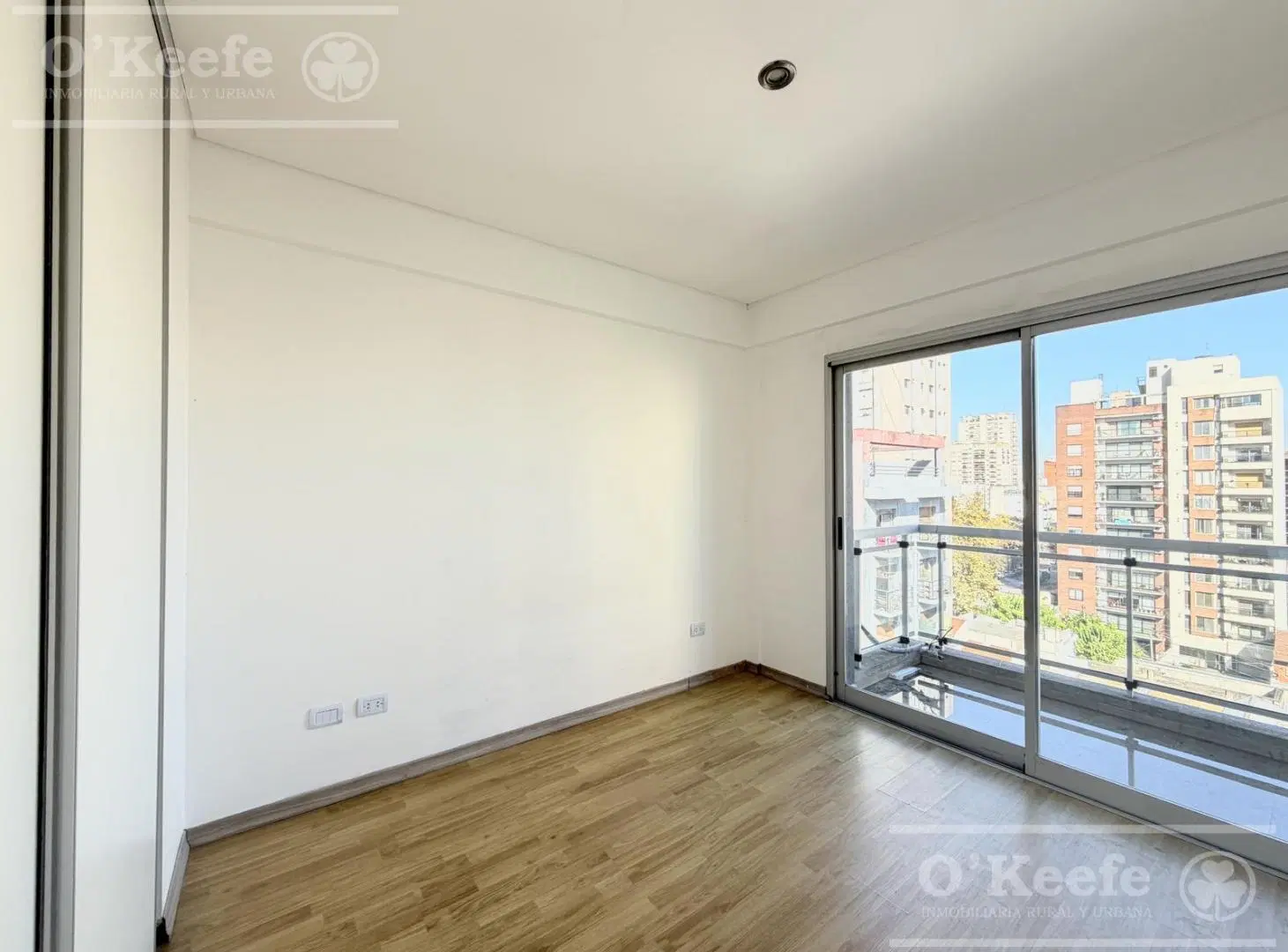 Departamento en venta de dos ambientes en Quilmes centro 2