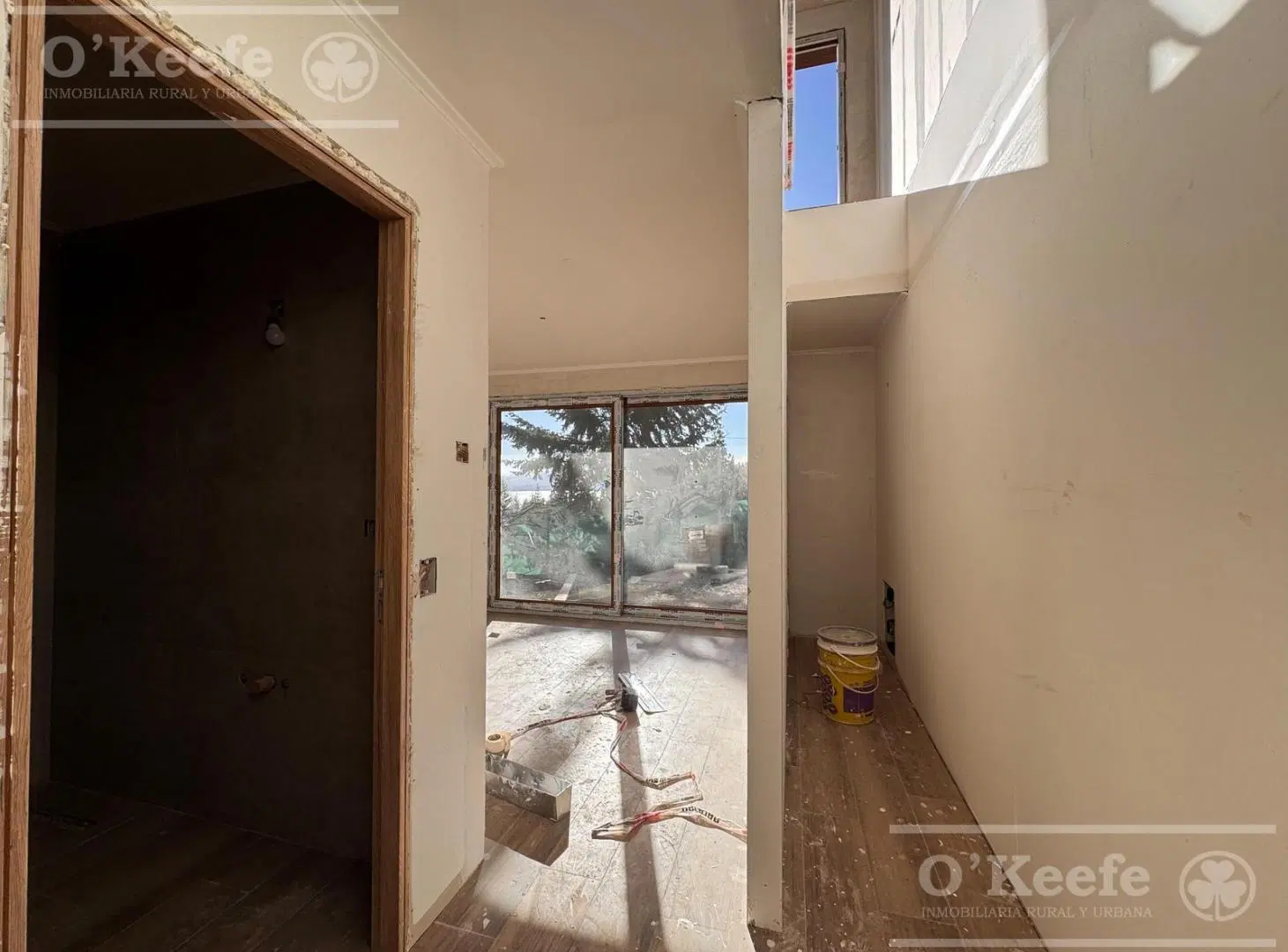 Departamento 2 amb duplex con vista al lago, balcon y jardin en Av. Pioneros 1200 Bariloche en venta 4