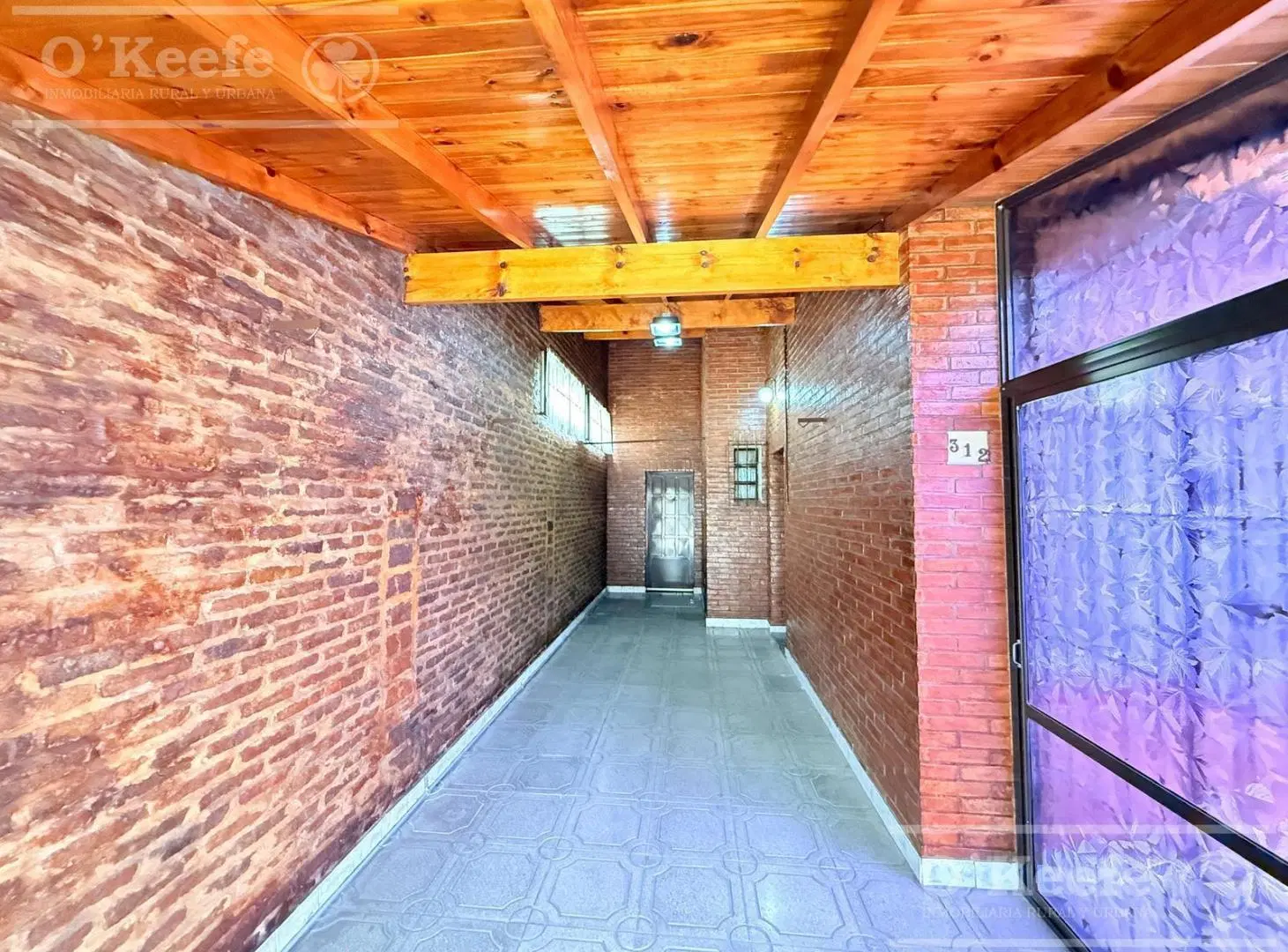 Casa a la venta de 4 ambientes en Bernal 3