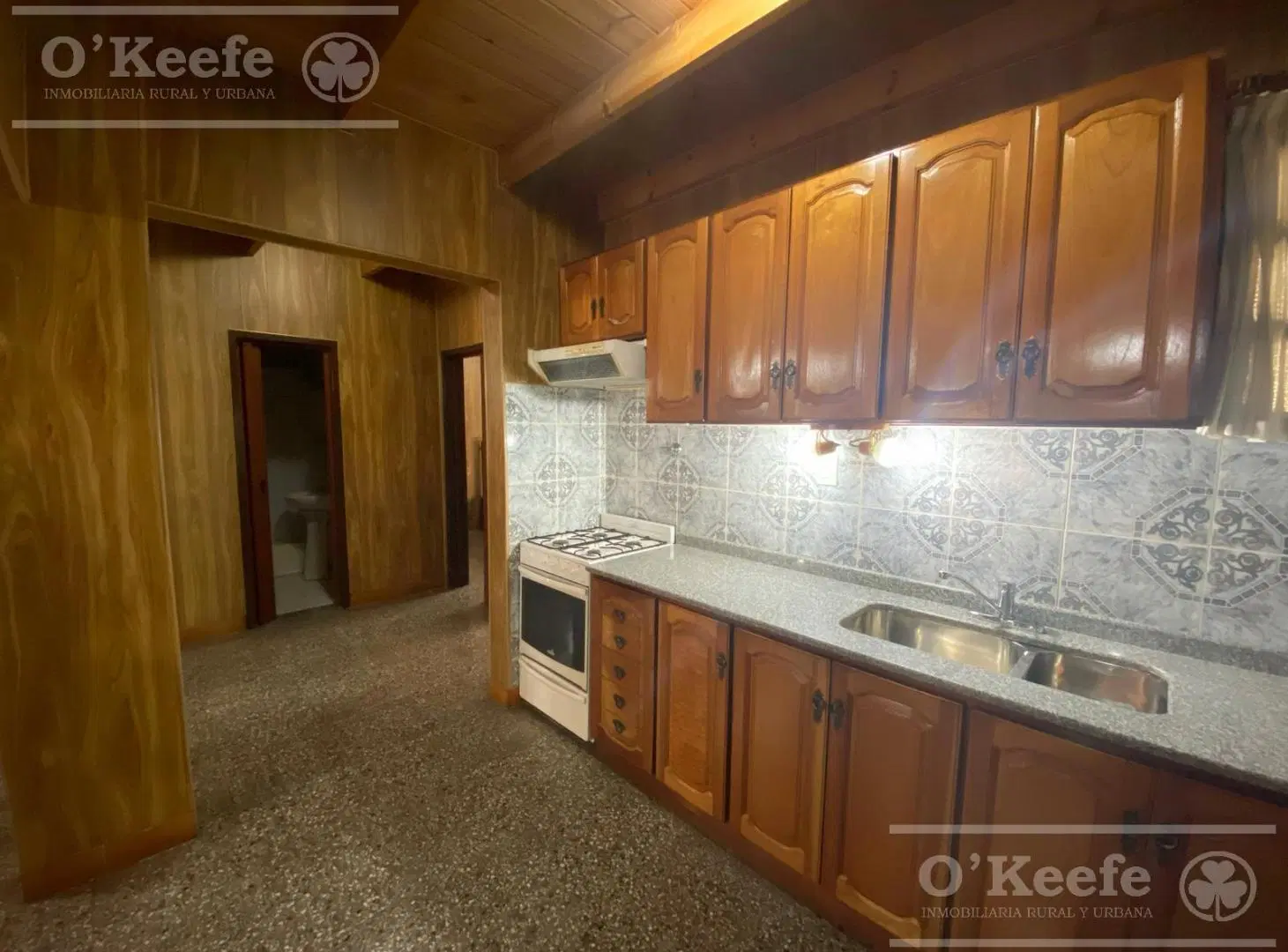 Casa a la venta de 4 ambientes en Bernal 5